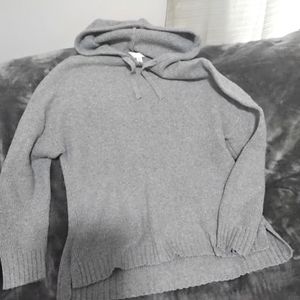 Womens sweater hoody size Med.